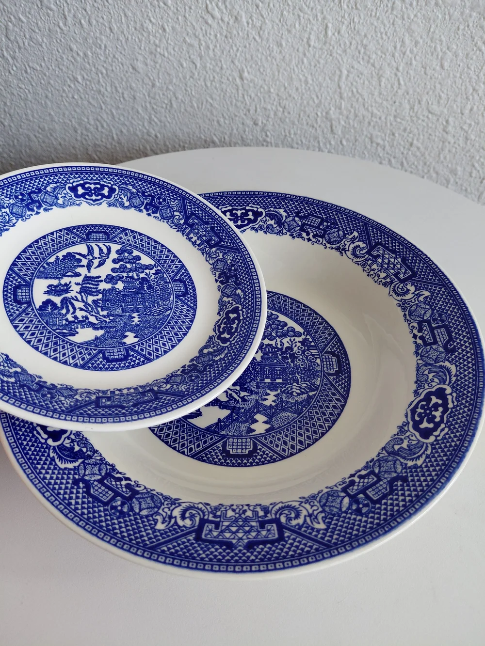 Vtg Willow Ware Royal China Royal Ironstone 2 Matched Dinner Plates